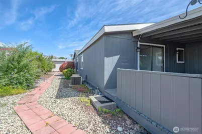 1308 Glacier Place #67, Wenatchee, WA 98801 - Photo 31