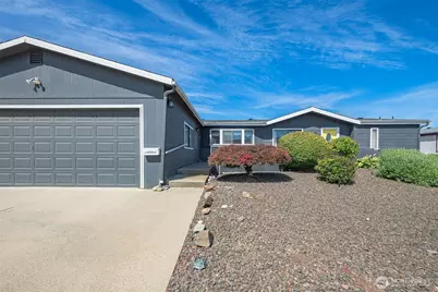 1308 Glacier Place #67, Wenatchee, WA 98801 - Photo 3