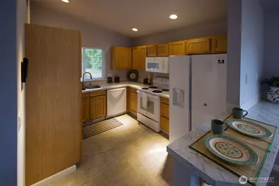 15207 Carter Loop SE, Yelm, WA 98597 - Photo 11