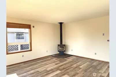 725 Wawona Avenue SW, Ocean Shores, WA 98569 - Photo 9