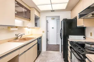 1301 Spring St, Seattle, WA 98101 - Photo 21