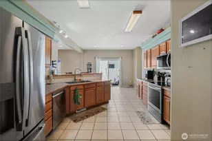 510 E Quintanilla Dr, Moses Lake, WA 98837 - Photo 9