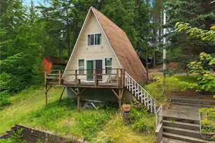 580 E Emerald Lake Dr E, Grapeview, WA 98546 - Photo 21