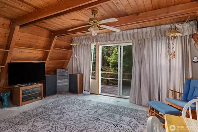 580 E Emerald Lake Drive E, Grapeview, WA 98546 - Photo 3