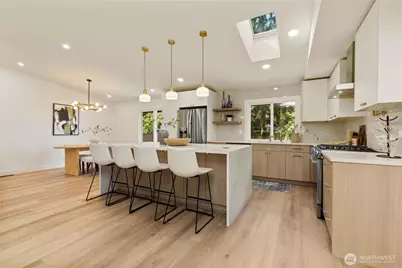 16142 SE 42 Place, Bellevue, WA 98006 - Photo 9