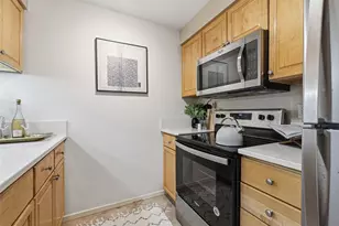 12345 Roosevelt Way NE, Seattle, WA 98125 - Photo 21