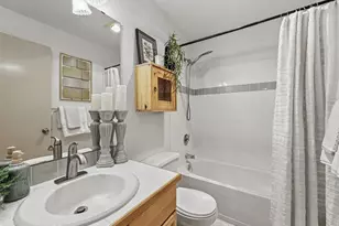 12345 Roosevelt Way NE, Seattle, WA 98125 - Photo 31
