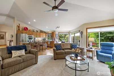 9806 NE 197th Street, Bothell, WA 98011 - Photo 13