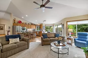 9806 NE 197th St, Bothell, WA 98011 - Photo 13