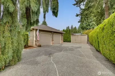 9806 NE 197th Street, Bothell, WA 98011 - Photo 35