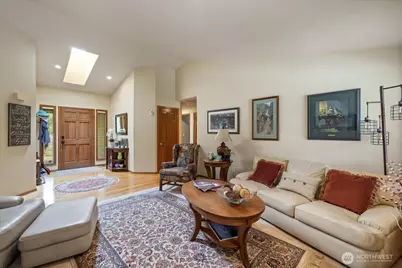 9806 NE 197th Street, Bothell, WA 98011 - Photo 5