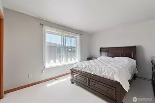 1920 Parkview Dr NE, Tacoma, WA 98422 - Photo 23