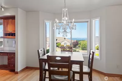 1920 Parkview Drive NE, Tacoma, WA 98422 - Photo 11