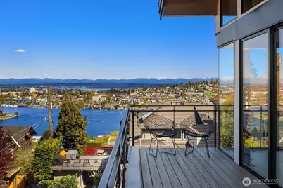 426 Wheeler Street, Seattle, WA 98109 - Photo 13