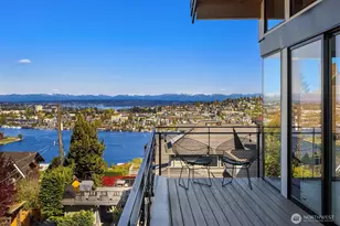 426 Wheeler St, Seattle, WA 98109 - Photo 13