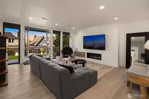426 Wheeler St, Seattle, WA 98109 - Photo 25