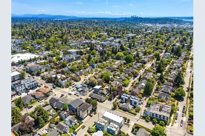1810 NW 85th Street, Seattle, WA 98117 - Photo 23
