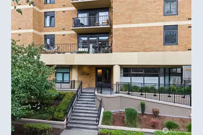 1300 University Street #4C, Seattle, WA 98101 - Photo 33