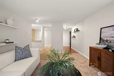 1300 University Street #4C, Seattle, WA 98101 - Photo 3
