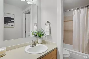 742 Kirkland Cir, Kirkland, WA 98033 - Photo 19