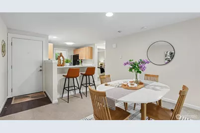 742 Kirkland Circle #E-205, Kirkland, WA 98033 - Photo 9
