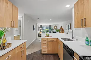 742 Kirkland Cir, Kirkland, WA 98033 - Photo 15