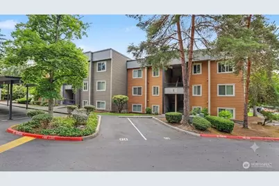 742 Kirkland Circle #E-205, Kirkland, WA 98033 - Photo 1