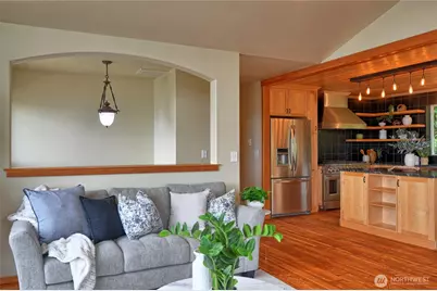 305 Baker Way, Camano Island, WA 98282 - Photo 9