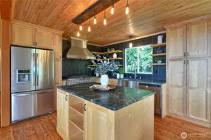 305 Baker Way, Camano Island, WA 98282 - Photo 13