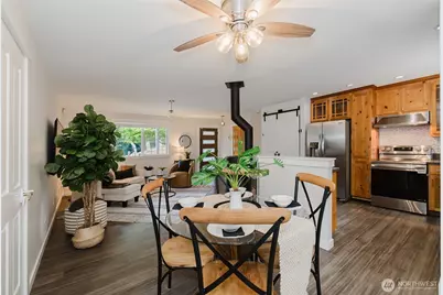 7685 NE Harbor View Drive, Poulsbo, WA 98370 - Photo 15