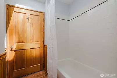 7685 NE Harbor View Drive, Poulsbo, WA 98370 - Photo 5