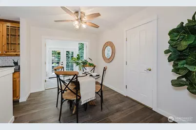 7685 NE Harbor View Drive, Poulsbo, WA 98370 - Photo 17