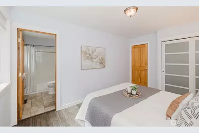 7685 NE Harbor View Drive, Poulsbo, WA 98370 - Photo 23