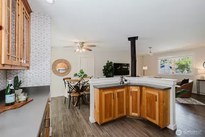 7685 NE Harbor View Drive, Poulsbo, WA 98370 - Photo 3