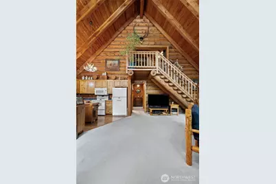 31116 Webster Road E, Eatonville, WA 98328 - Photo 9