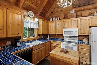 31116 Webster Road E, Eatonville, WA 98328 - Photo 15
