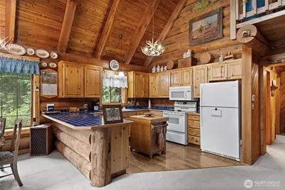 31116 Webster Road E, Eatonville, WA 98328 - Photo 13