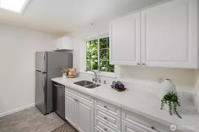 23333 Cedar Way #C201, Mountlake Terrace, WA 98043 - Photo 7