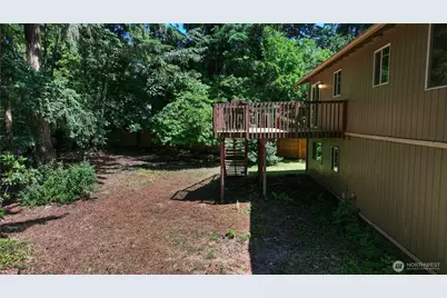 12608 215th Avenue Ct E, Bonney Lake, WA 98391 - Photo 9
