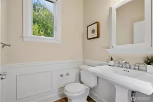 21226 SE 26th St, Sammamish, WA 98075 - Photo 15
