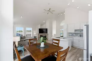 885 Ocean Shores Blvd SW, Ocean Shores, WA 98569 - Photo 9