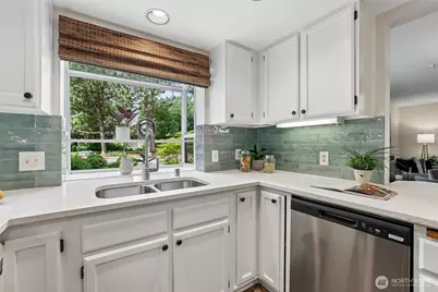 3935 226th Place SE #111, Issaquah, WA 98029 - Photo 19
