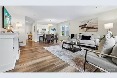 3935 226th Place SE #111, Issaquah, WA 98029 - Photo 7
