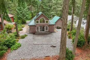11319 Country Club Dr, Anderson Island, WA 98303 - Photo 5