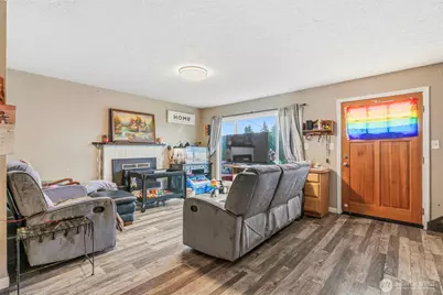 2411 Burcham Street, Kelso, WA 98626 - Photo 5