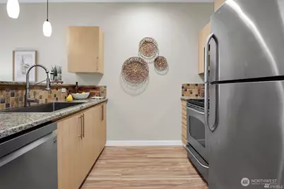 424 N 85th Street #406, Seattle, WA 98103 - Photo 15