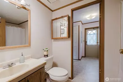 881 E Cedar Street, Belfair, WA 98528 - Photo 27