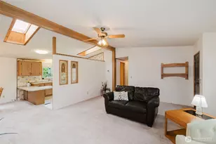 881 E Cedar St, Belfair, WA 98528 - Photo 9