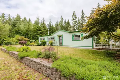 881 E Cedar Street, Belfair, WA 98528 - Photo 5