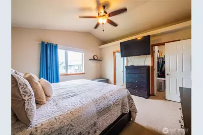 9121 Paradise View Street SE, Yelm, WA 98597 - Photo 27
